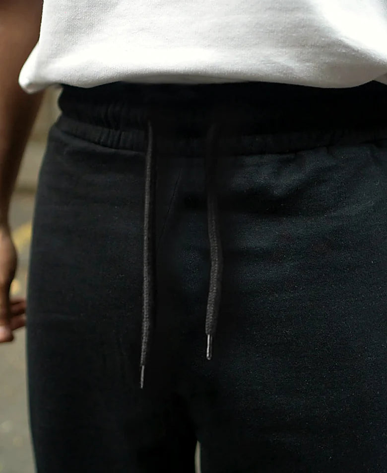 Basic Black Baggy Fit Trackpant