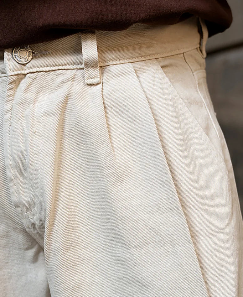 Beige barrel jeans in denim