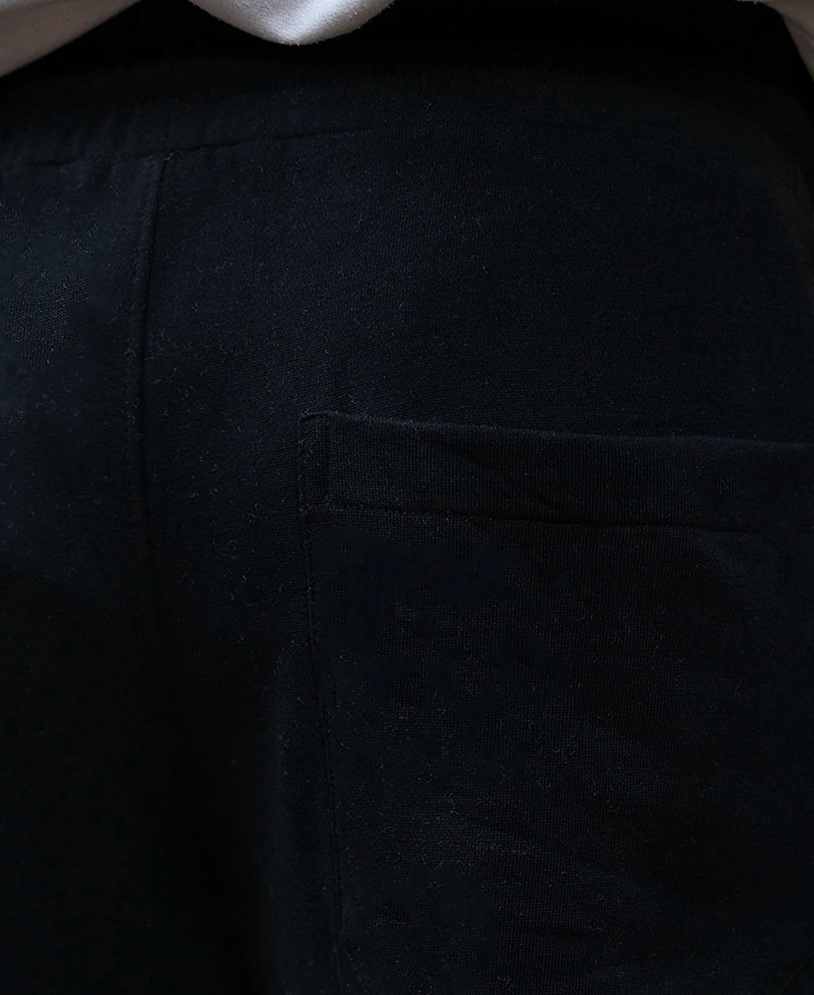 Black barrel pants for men