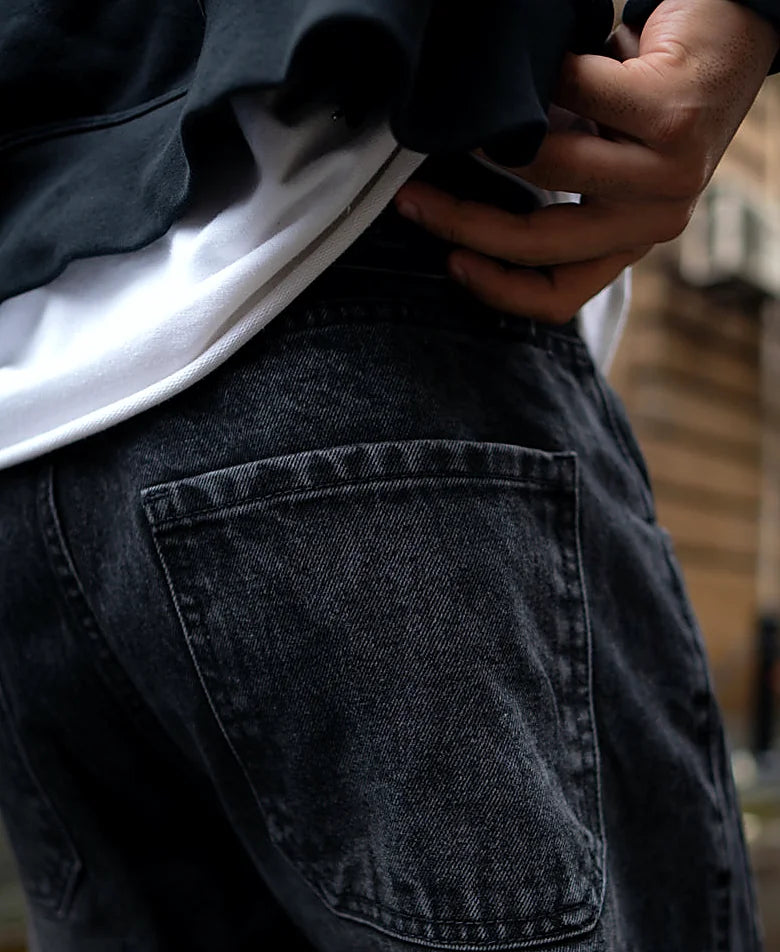 Black baggy jeans in denim