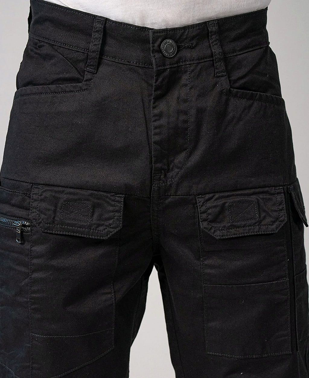 Black regular pants for men
