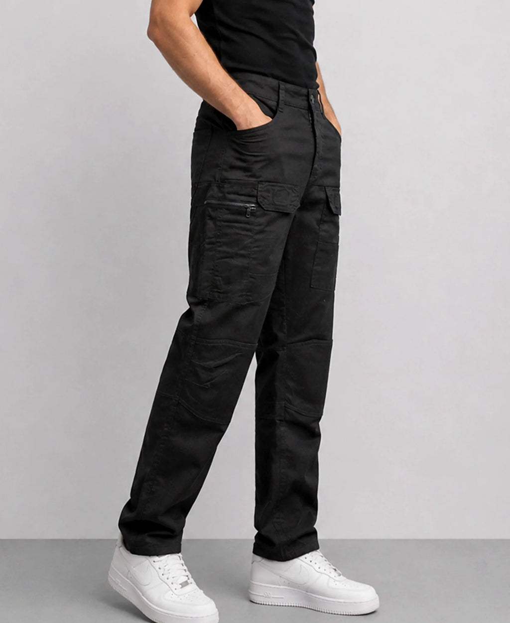 Regular pants for men in black