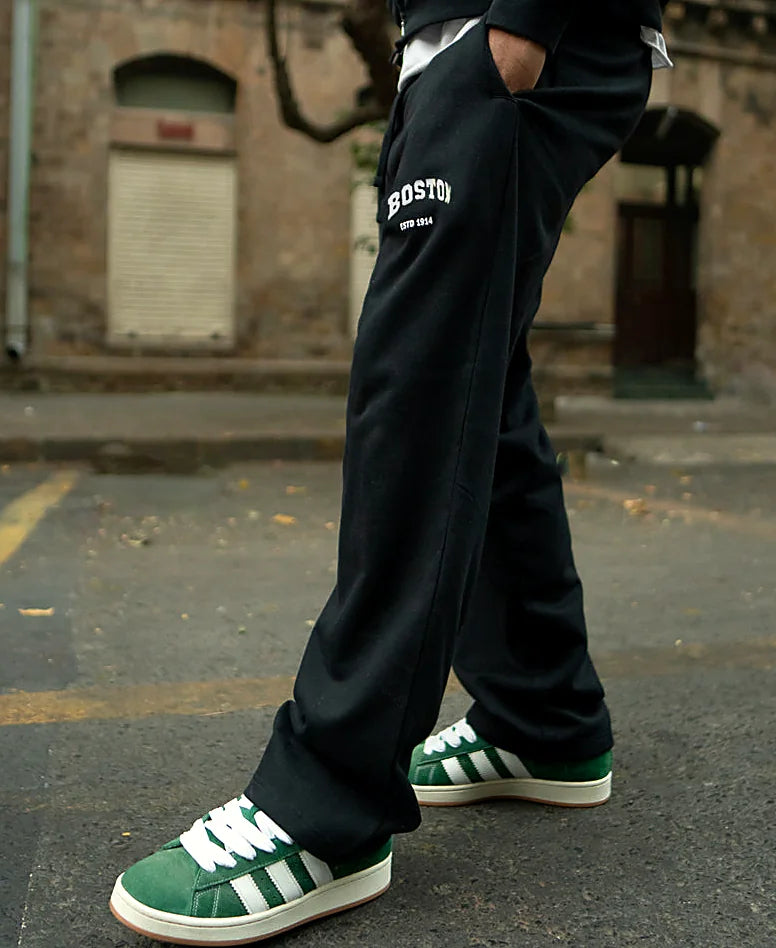 Pants in black, baggy fit