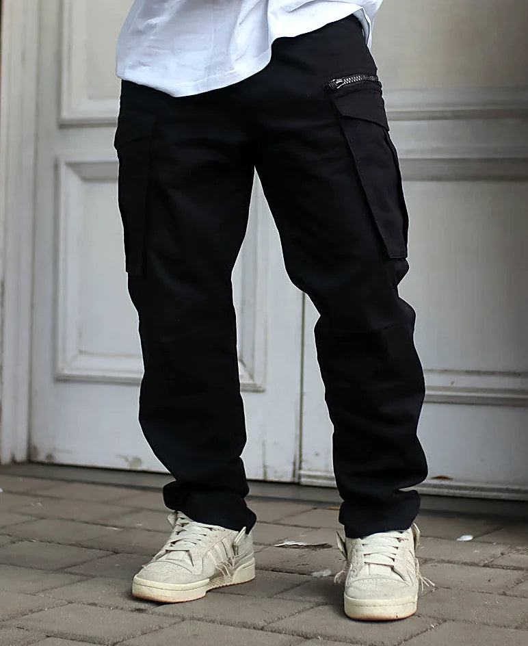 Black regular pants for men