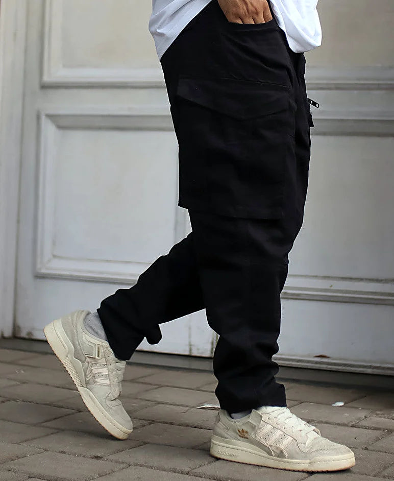 Black regular pants