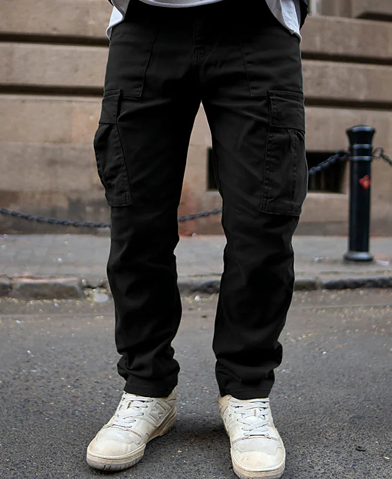 Regular pants for men in black