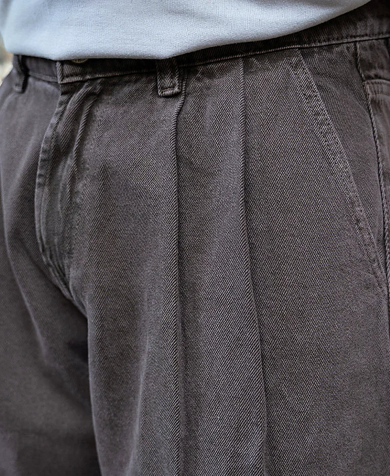 Barrel jeans for men in brown