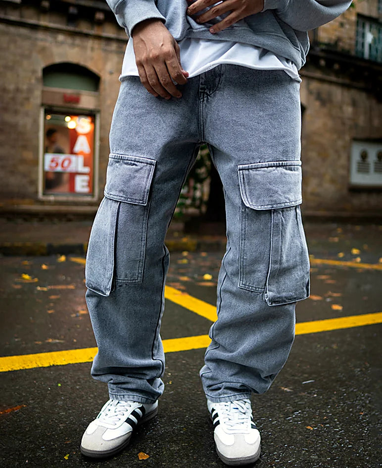 Grey baggy jeans in denim