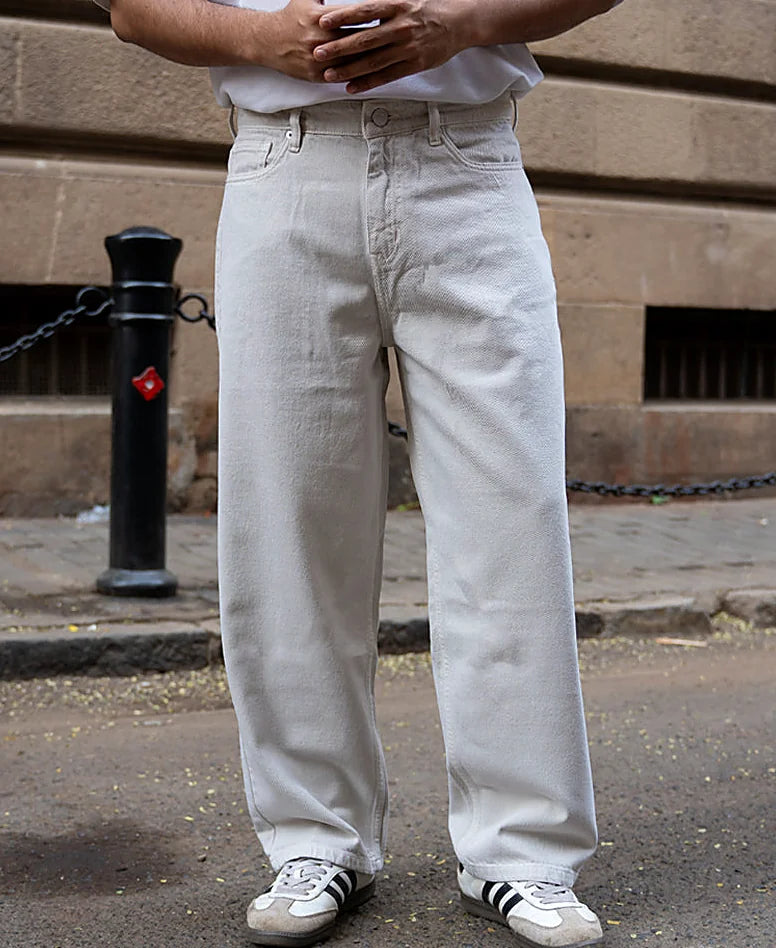 Cream baggy jeans in cotton