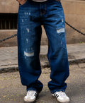 Jeans in blue, baggy fit