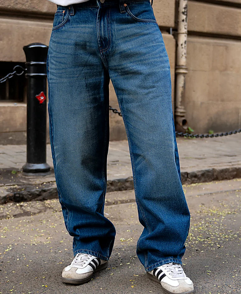 Jeans in blue, baggy fit