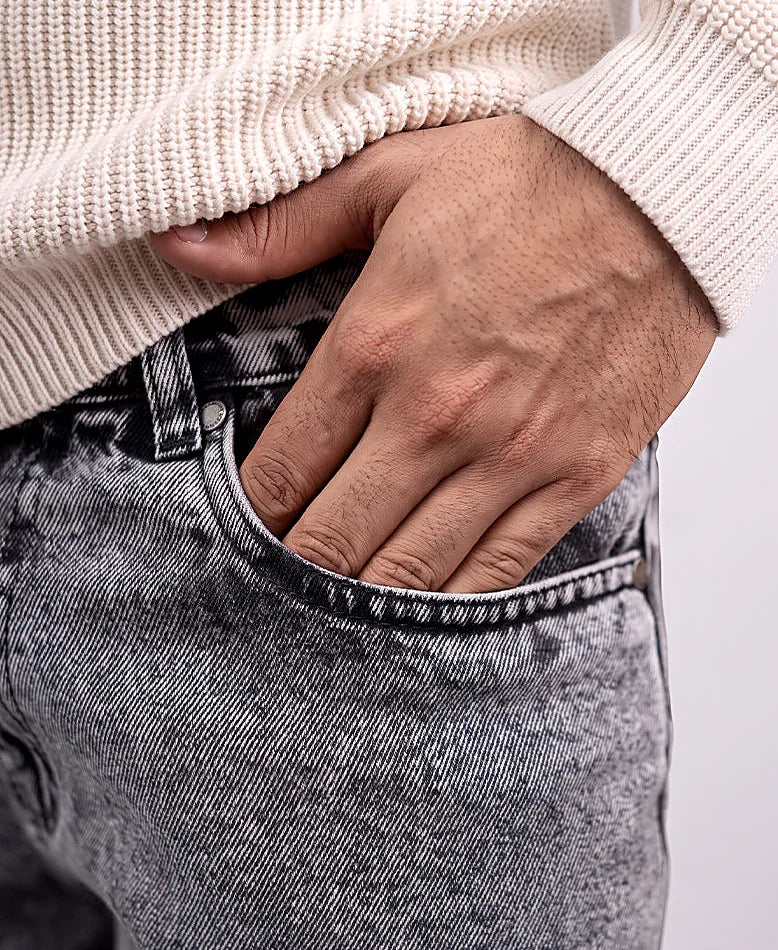 Grey jeans with a baggy leg