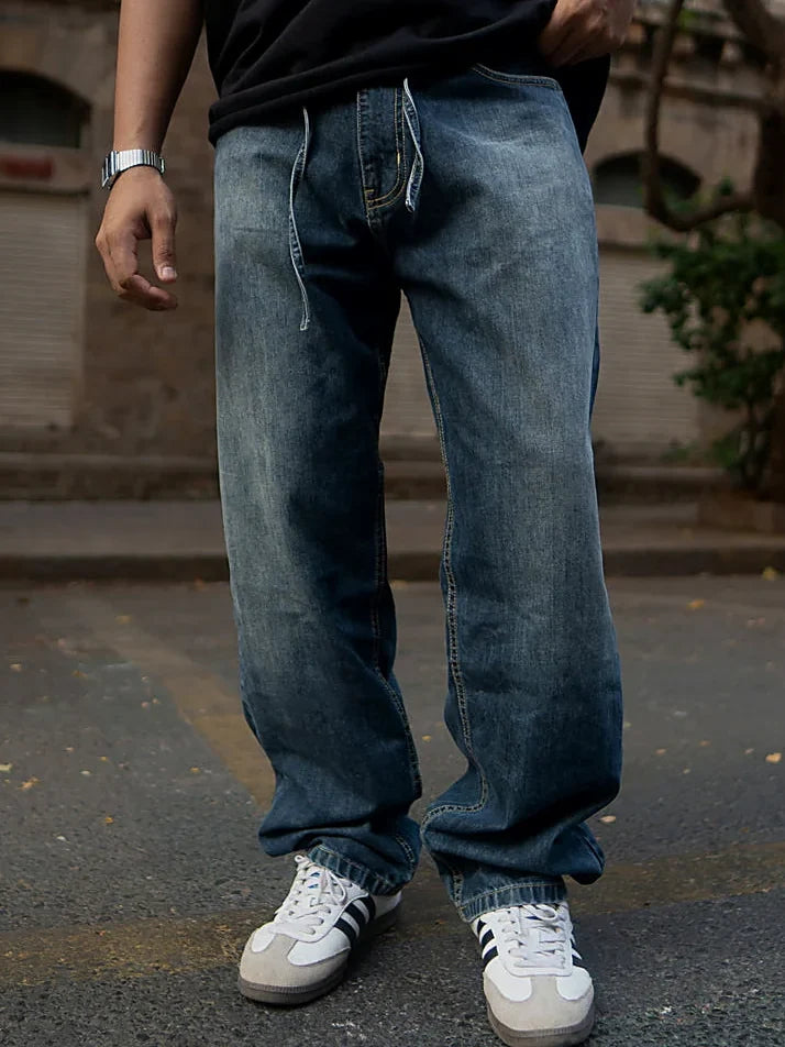 Marcy Clothing — dark-blue-jeans-in-a-baggy-fit