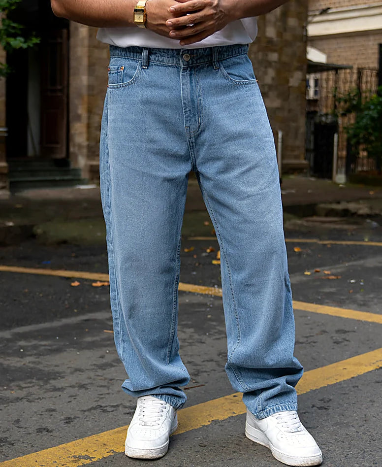 Jeans in blue, baggy fit