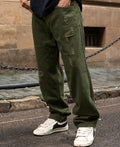 Jeans in olive, baggy fit
