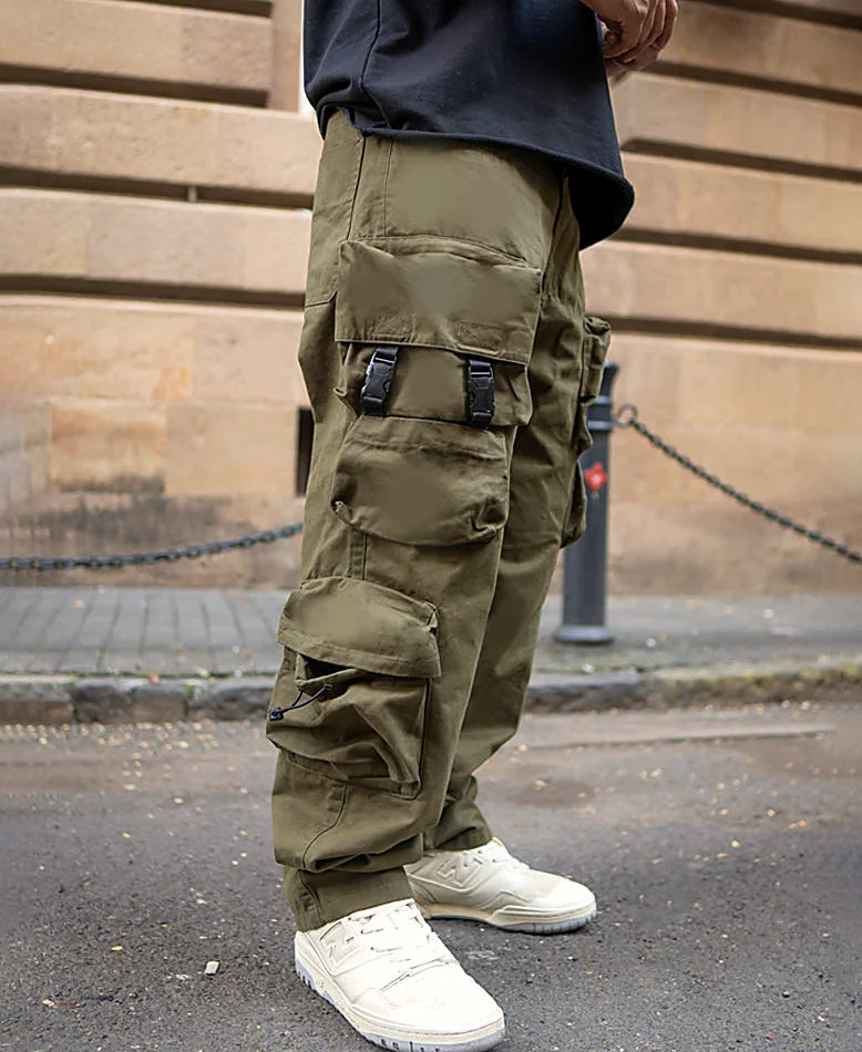 Pants in olive, baggy fit