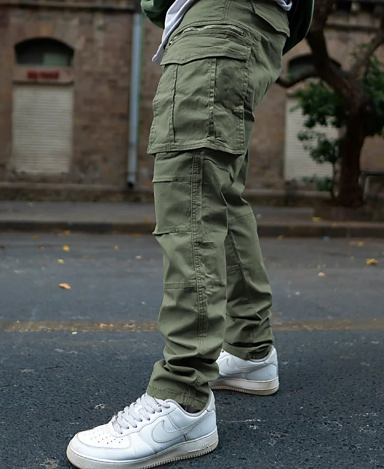 Pants in olive, regular fit