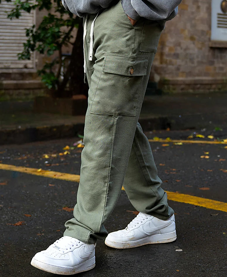 Trousers in olive for men