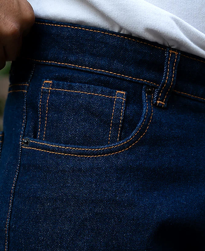 Jeans in a neutral tone for men