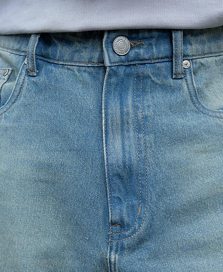 Blue jeans with a baggy leg