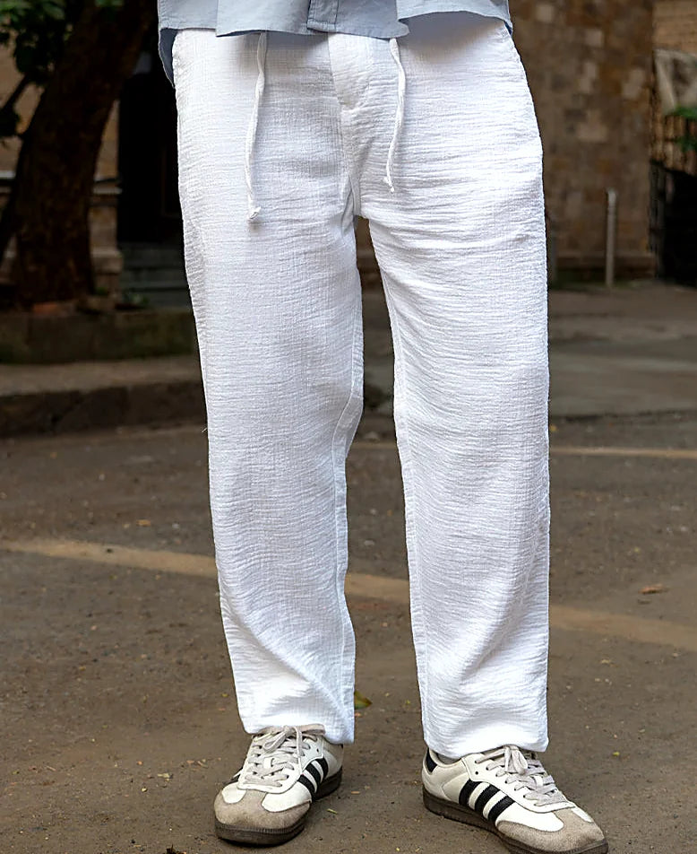 Regular trousers for men in white