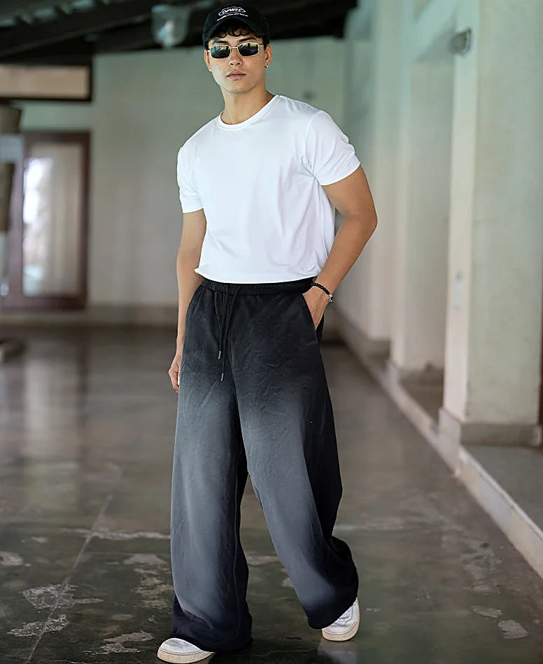 White Spray Basic Baggy Track Pant